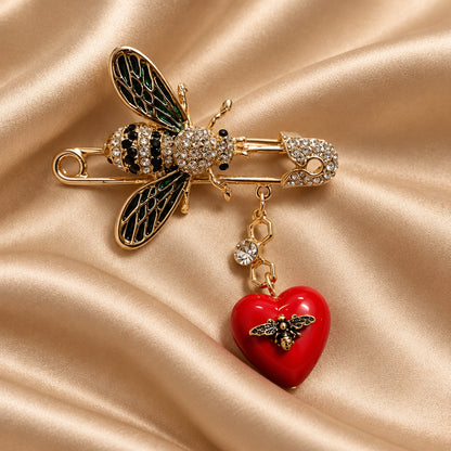 Broches à détails bijou — Plusieurs modèles