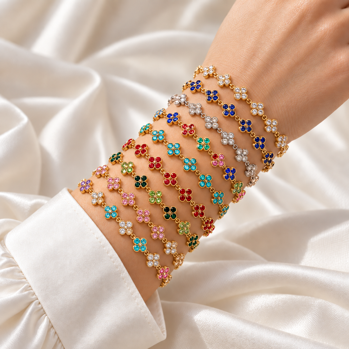 Dolce — Les neuf bracelets Dolce portés ensemble